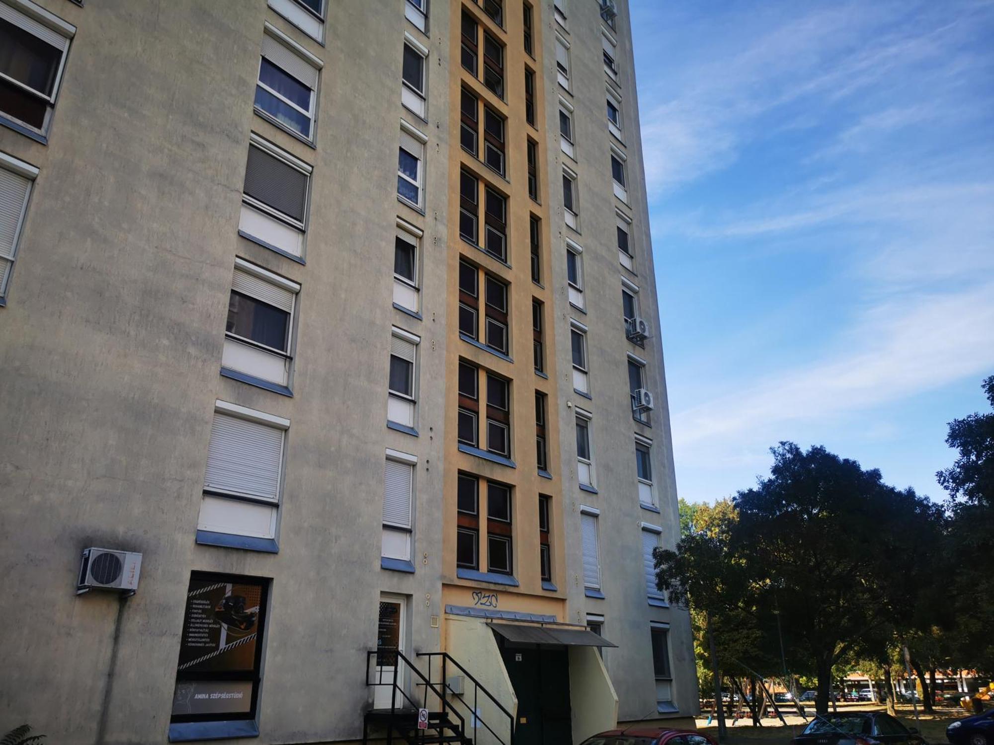 Central Park Apartman Szekszárd Exteriör bild