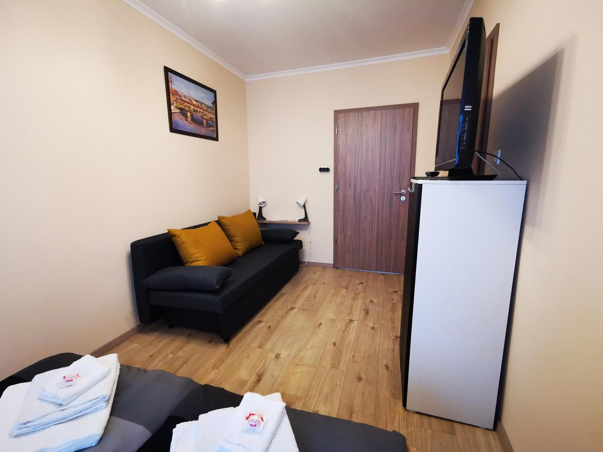 Central Park Apartman Szekszárd Exteriör bild