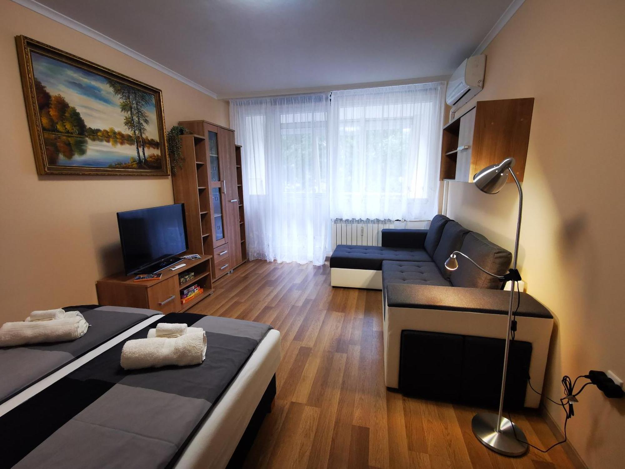 Central Park Apartman Szekszárd Exteriör bild