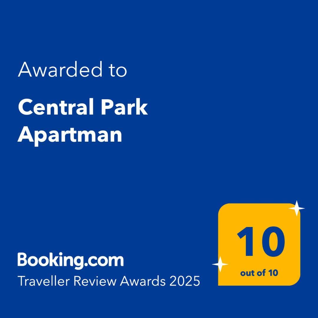 Central Park Apartman Szekszárd Exteriör bild